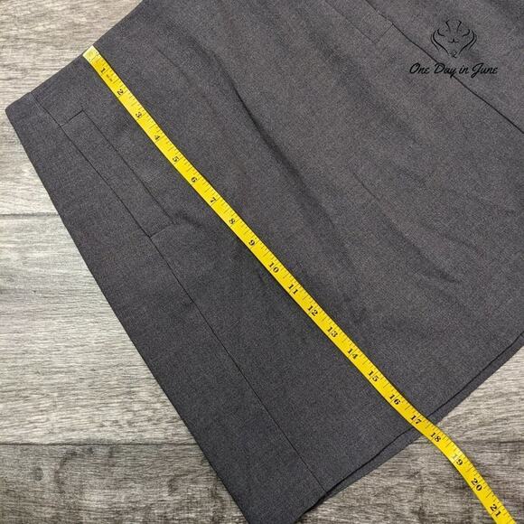 Elle Pocketed Mini Skirt Size 2 - Picture 3 of 4